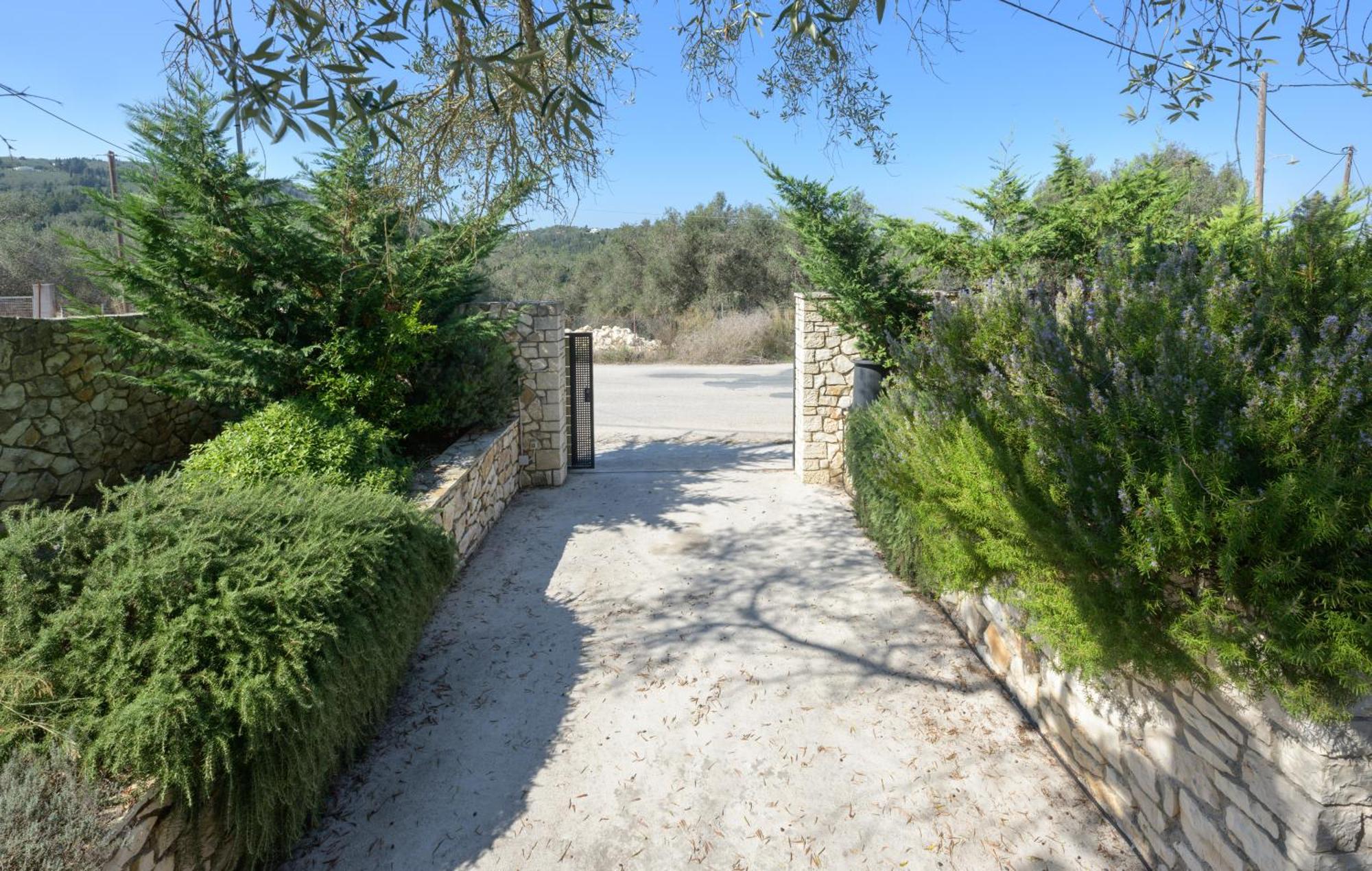 Villa Bougarini Haven Family Villa Rock Pool Oasis Ieromonachos Exterior foto