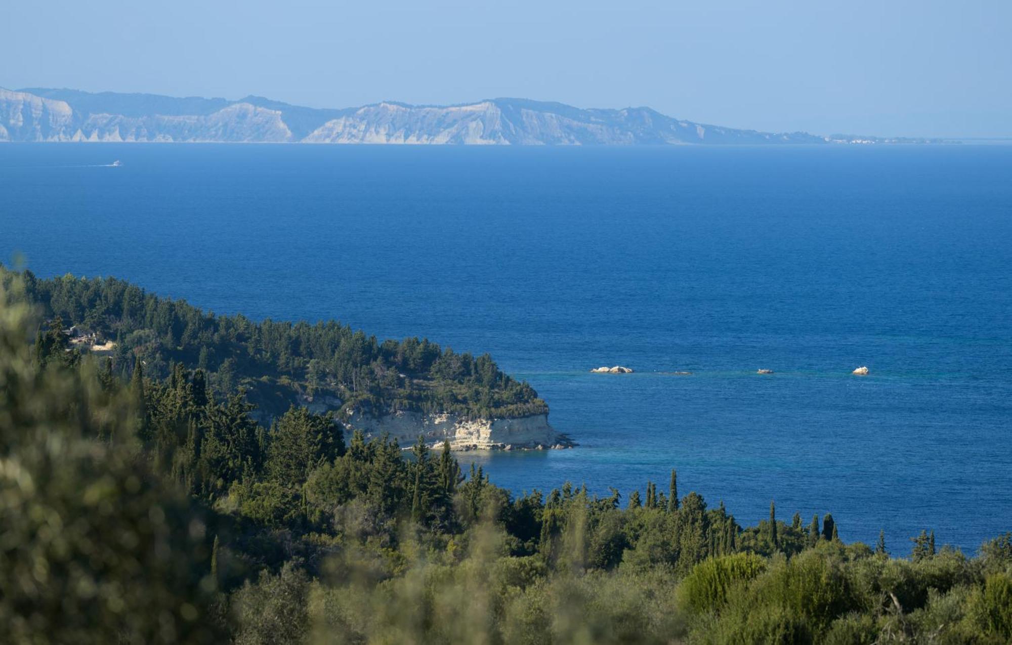 Villa Bougarini Haven Family Villa Rock Pool Oasis Ieromonachos Exterior foto