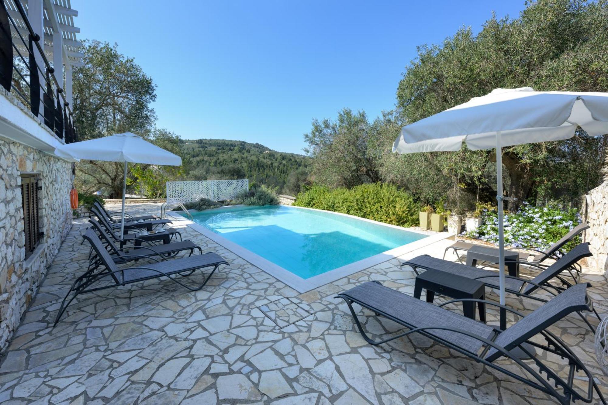Villa Bougarini Haven Family Villa Rock Pool Oasis Ieromonachos Exterior foto