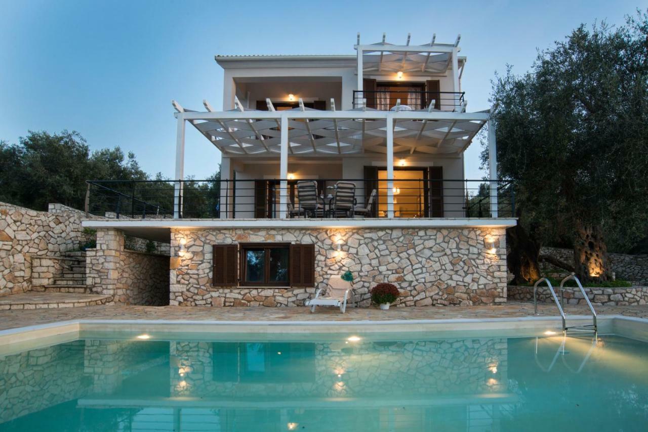 Villa Bougarini Haven Family Villa Rock Pool Oasis Ieromonachos Exterior foto