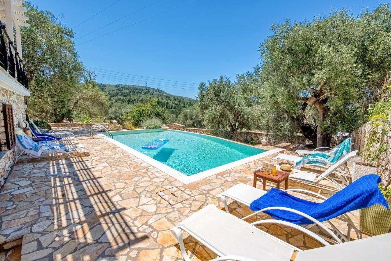 Villa Bougarini Haven Family Villa Rock Pool Oasis Ieromonachos Exterior foto