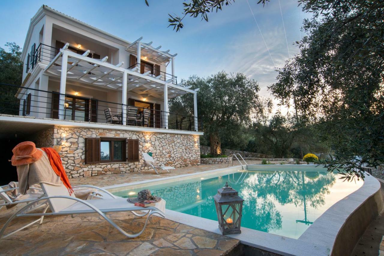 Villa Bougarini Haven Family Villa Rock Pool Oasis Ieromonachos Exterior foto